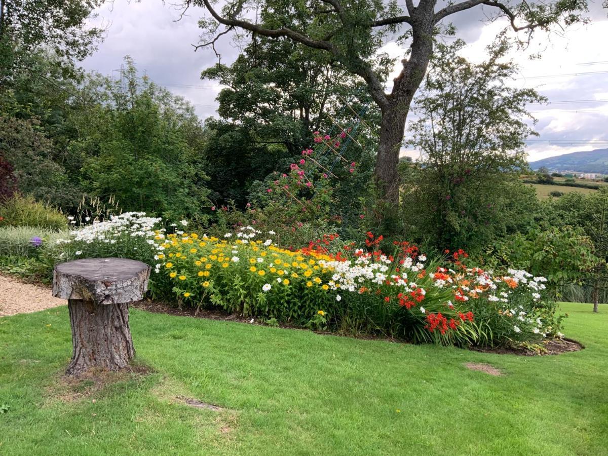 Llanwenarth Cottage A Beautiful Place To Just Be. Abergavenny Eksteriør bilde