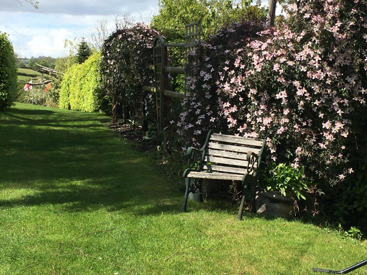 Llanwenarth Cottage A Beautiful Place To Just Be. Abergavenny Eksteriør bilde
